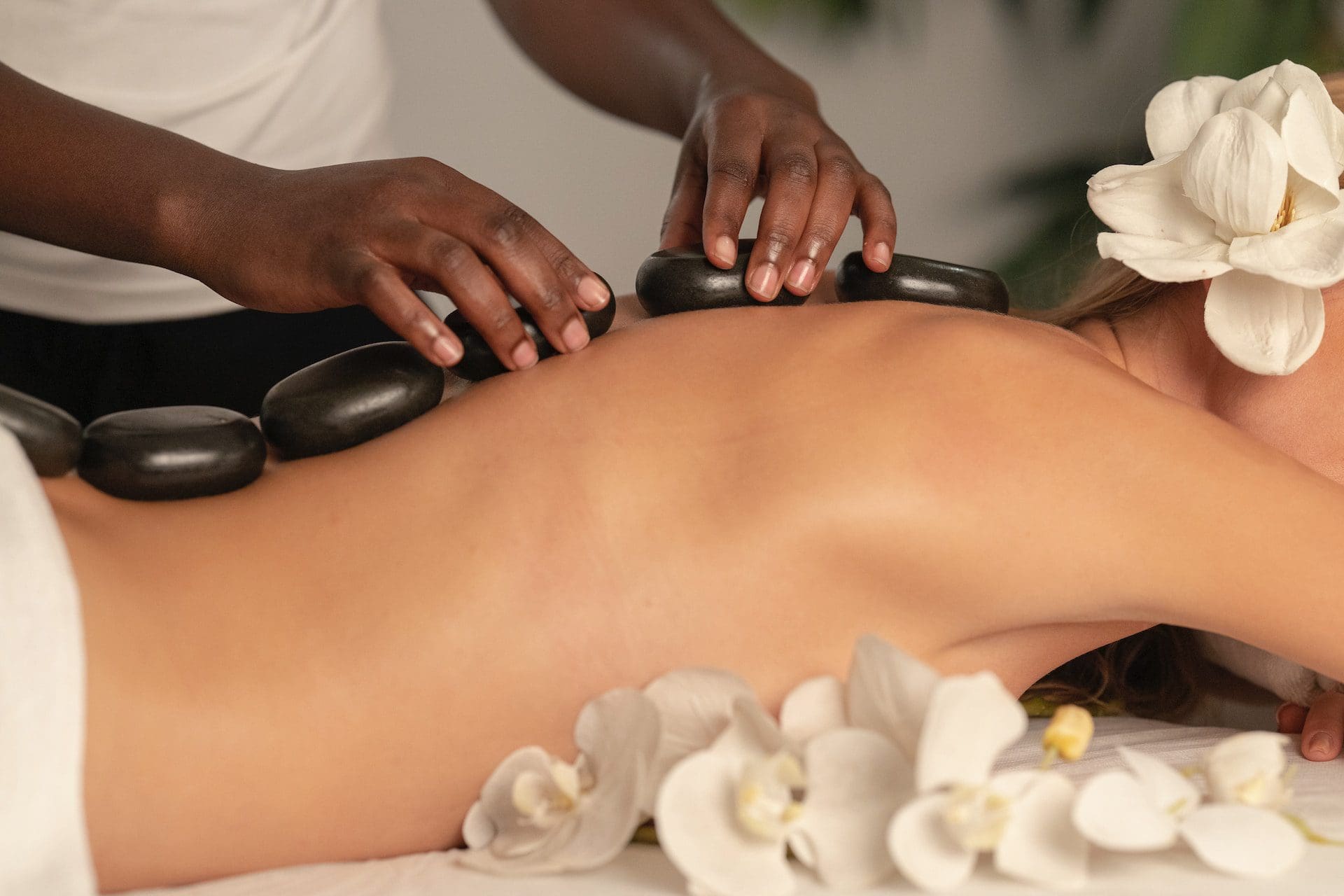 Unlocking the Power of Healing: The Role of Alternative Therapies in Wellness Centers